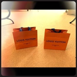2 Louis Vuitton bags. I box. Ribbons.